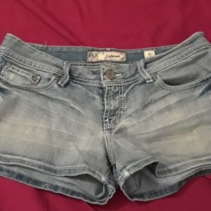 BKE Sabrina jean shorts